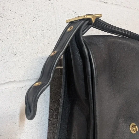 Vintage Coach Stewardess 9525 Black Glovetanned Leather Crossbody 90s Minimalist - Picture 5 of 16